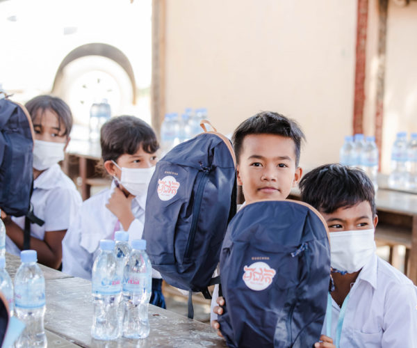 Mee Chiet Celebrated the Opening of New Academic Year of Public School in Kampong Speu Province
